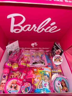خوراکی باکس کادویی BARBIE